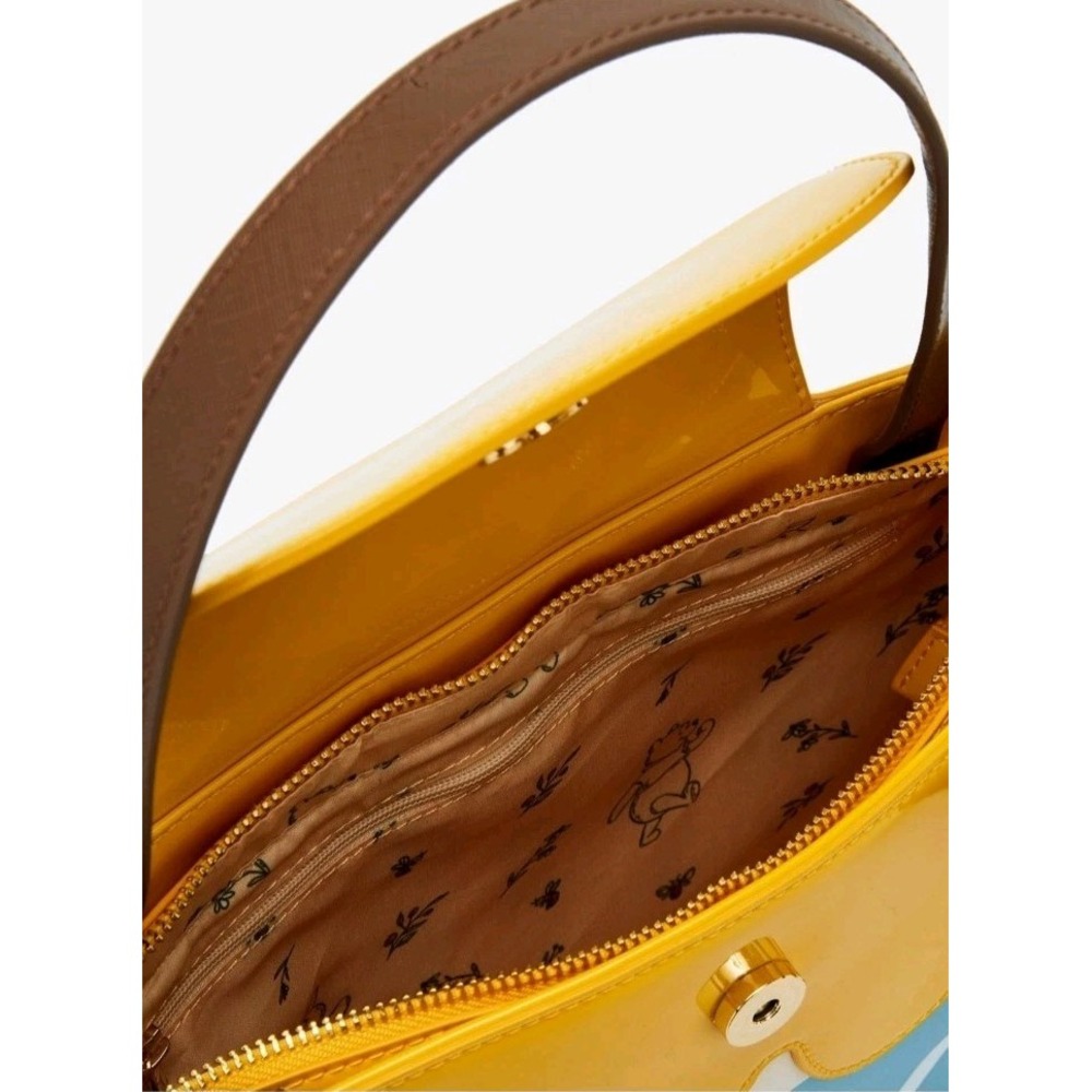 NEW Loungefly Disney Winnie the Pooh Honey Pot Crossbody Bag With CARDHOLDER! - Picture 4 of 10